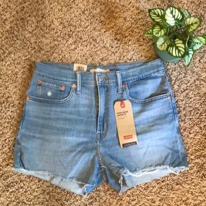 Levi’s Hi -rise stretch Jean shorts